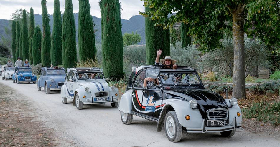 Oh my Deuche, 2cv Vermietung - Balades en Provence@© 2023  Ludovic Grau- Mingot, all rights  reserved.