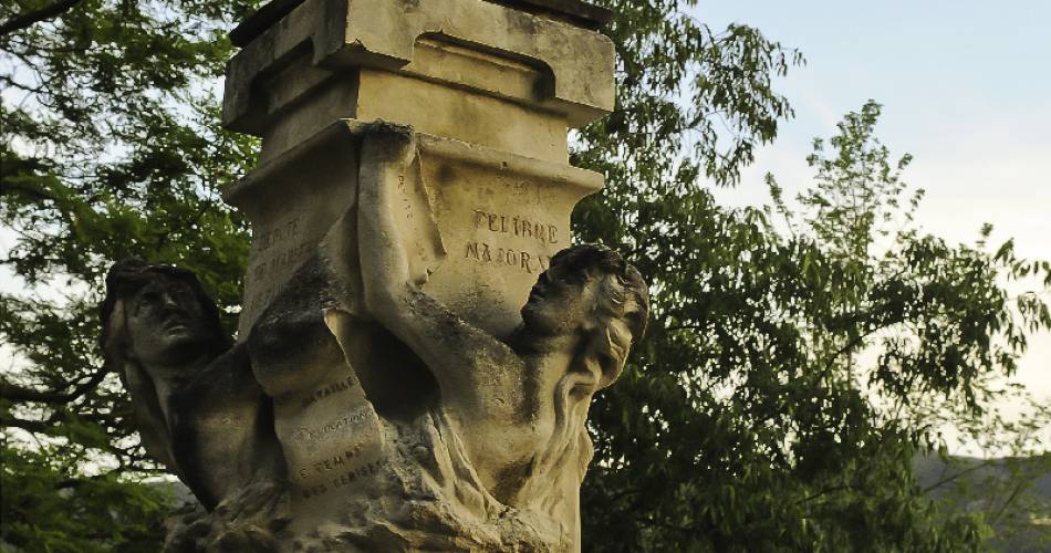 Buste de Clovis Hugues@© Mairie de Ménerbes