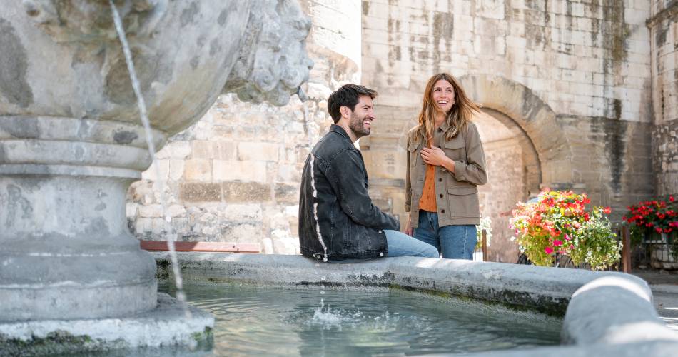 Les 41 fontaines de Pernes@Tristan Shu - Blue Max Media