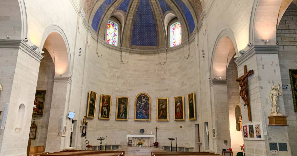 L'église du Plan de la Tour dite église de la Transfiguration@Constance Caizergues OT Pernes