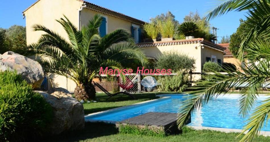 Meublé Lairat@Maryse Houses