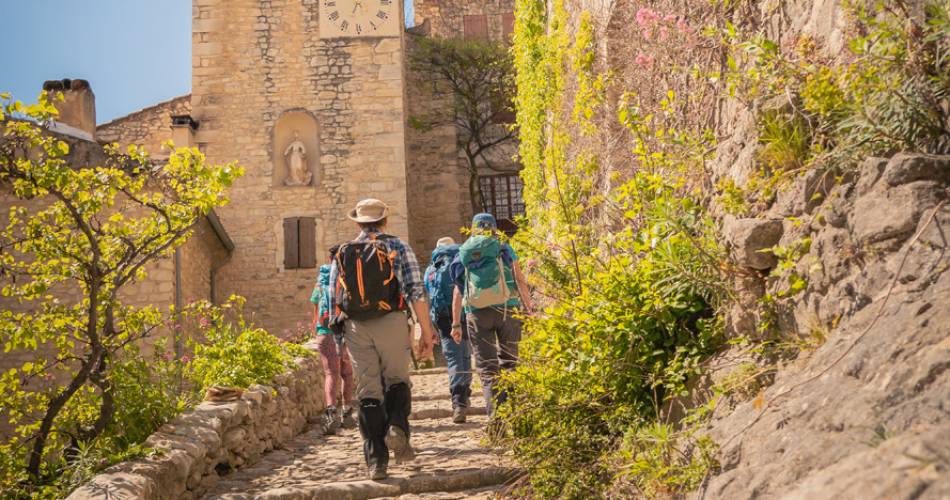 Wandelroute GR® de Pays Tour des Dentelles de Montmirail@M. PLANQUE