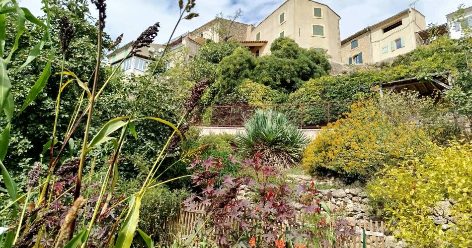 Jardin Conservatoire des Plantes Tinctoriales@Muriel Guendon