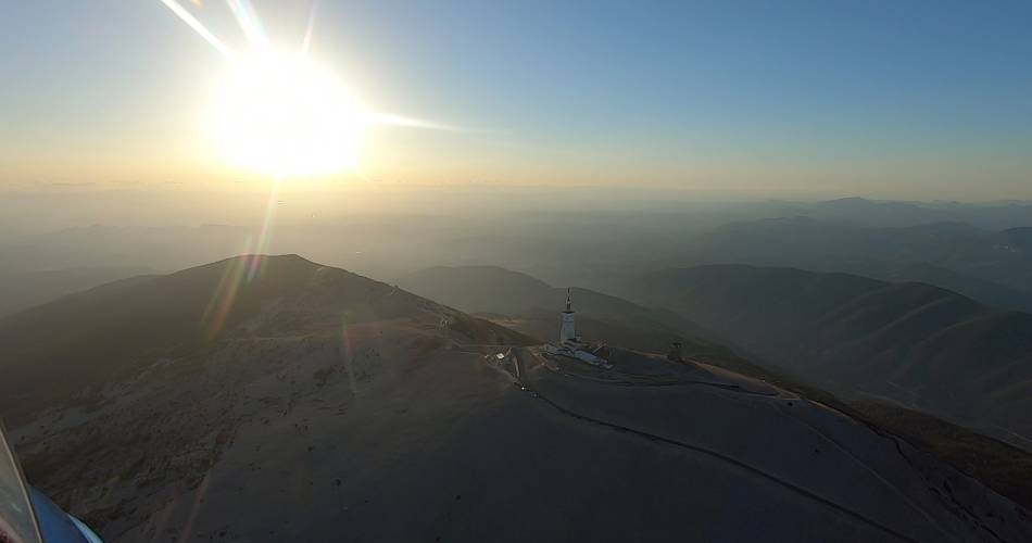 Discovery flight at the summit of Ventoux@Fly Sorgue Ventoux