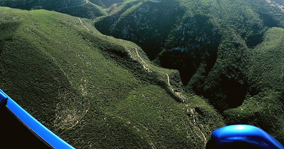 Ontdekkingsvlucht boven de Monts-de-Vaucluse@Fly Sorgue Ventoux