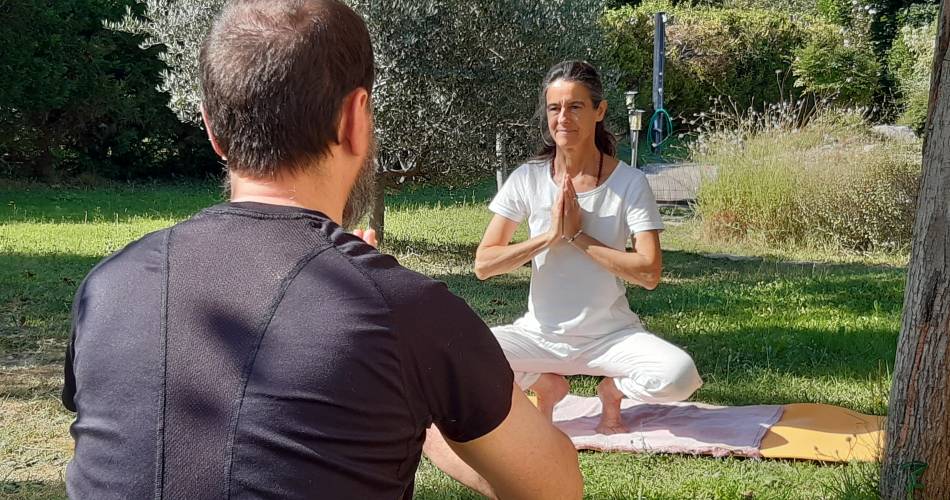 Yoga met een lichte ademhaling@Dumas Caroline