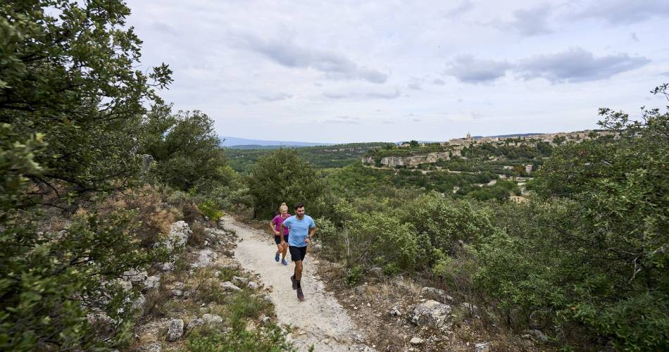 Parcours Trail - Fonds de Nesque@©C.Richard/OTI Ventoux Provence