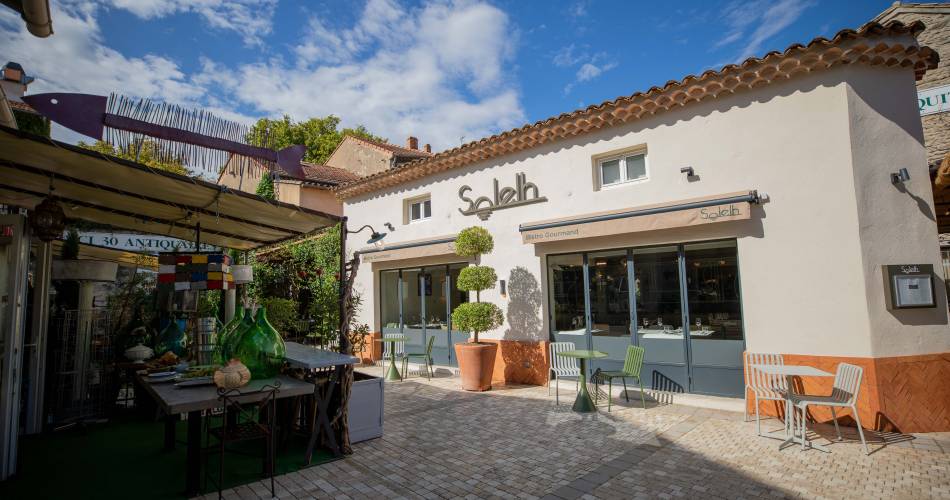 Solelh - Bistro Gourmand@https://www.tripadvisor.fr/Restaurant_Review-g608811-d23940032-Reviews-Solelh-L_Isle_sur_la_Sorgue_Vaucluse_Provence_Alpes_Cote_d_Azur.html