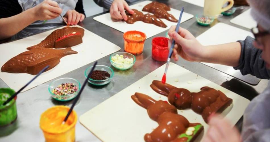 Atelier décoration pour les enfants à la Chocolaterie Castelain@©Castelain