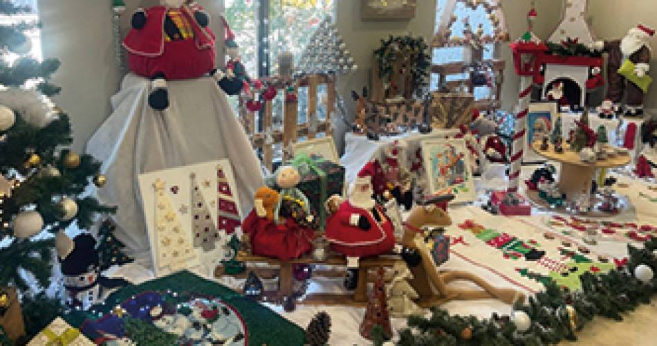 Exposition de l'E.C.L.A. - Créations et merveilles d'hiver@Ville de Sorgues