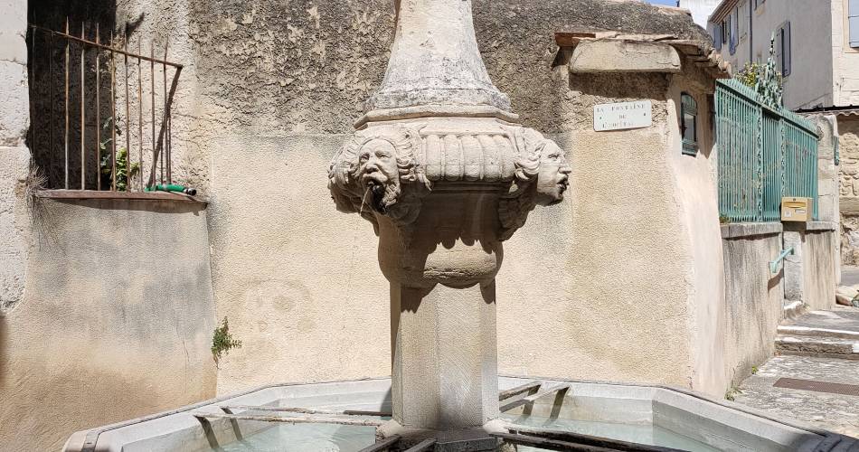 Fontaine de l'Hôpital@Porte du Ventoux Tourisme