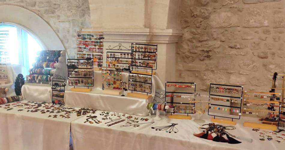 Salon des Mains Créatives (beurs voor creatieve handen)@Amicale Dynamique Pernoise