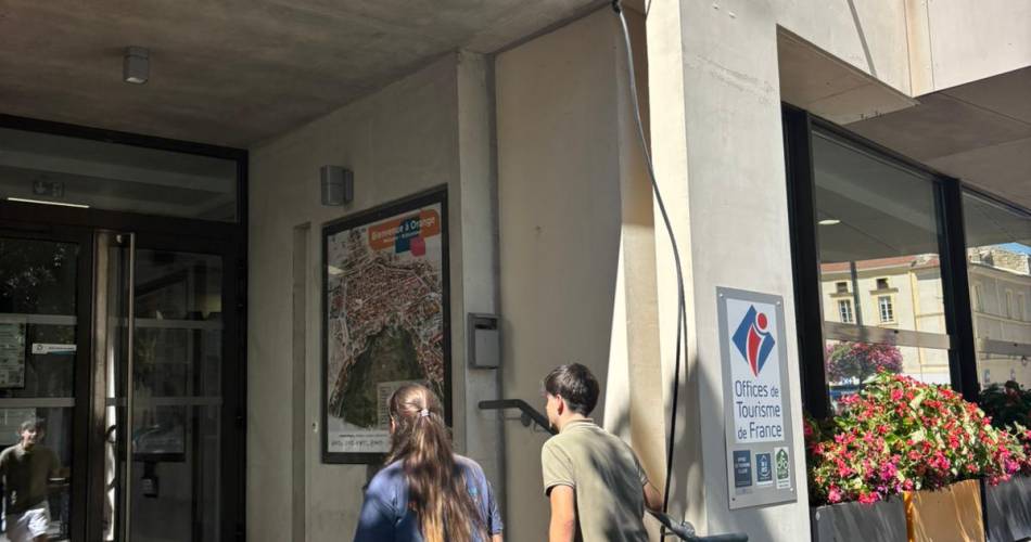 Orange Tourist Office@Poptourisme