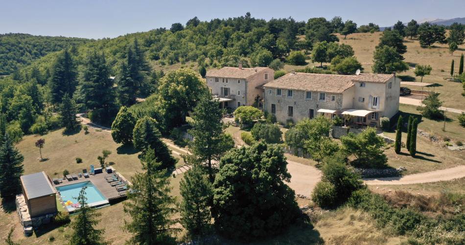 Les gîtes du Domaine de Piedmoure@Damian Madleen