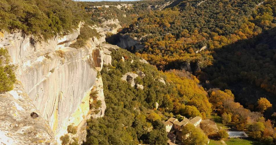 BUOUX - Vallon de l'Aiguebrun@©Eric Garnier - PNR Luberon