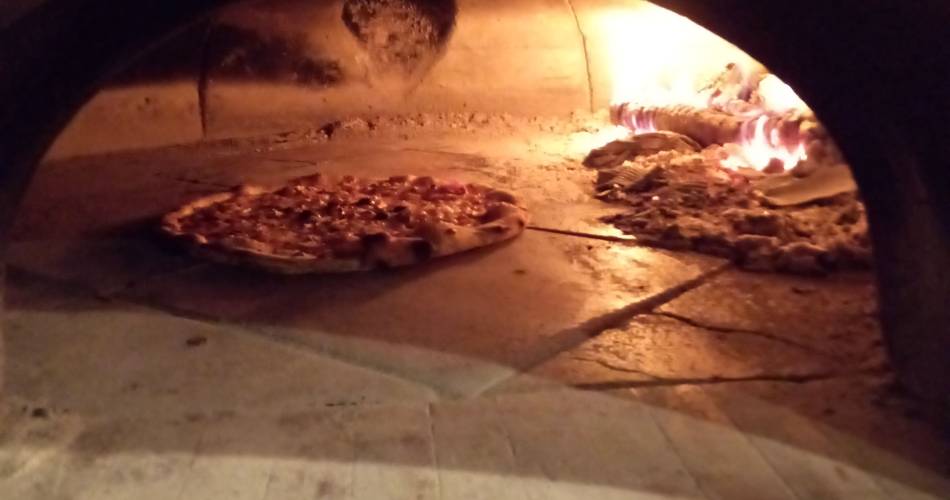 L'Authentique Pizza@L'authentique Pizza