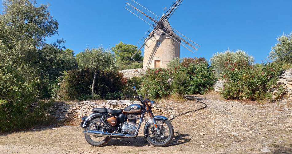 Luberon Moto Classic Tour@G.Savary