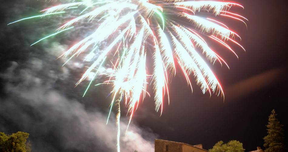 Feuerwerk@Mairie de Vaison-la-Romaine