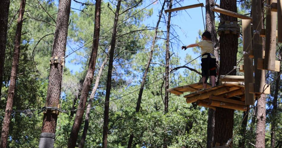 Bollène Aventure (Treetop adventure park)@Coll. Bollène Aventure