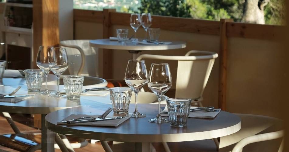 Le Belvédère - Restaurant et Buvette@LERICHE