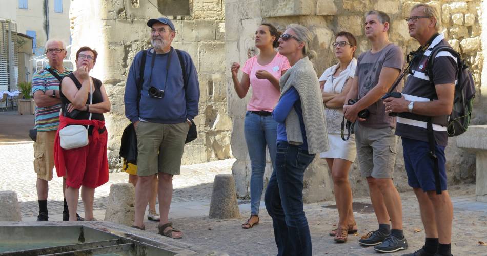 Visite Guidée - ville, Tour Ferrande, ancien quartier Juif et salons de l’Hôtel de Brancas@OTI Sorgues du Comtat