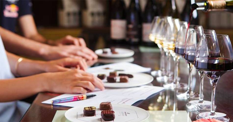 Atelier commenté Accords Vins & Chocolats  à la Chocolaterie Castelain@©Chocolaterie Castelain