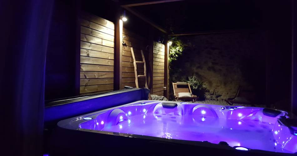 Bastide La Mandarine Bleu Lavande@M RAMBAUD