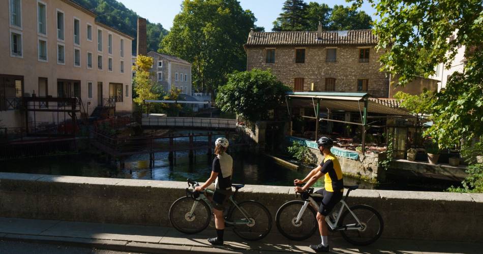 ROBION - Du Calavon au Pays des Sorgues à vélo@©Matthieu Vitré