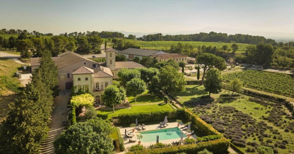 Half-day discovery of Château de Gigognan and Château Pesquié@Château Gigognan