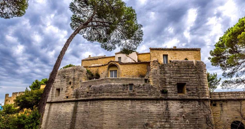 Randonnée au pays de la pierre sèche@©Isle sur la Sorgue Tourisme