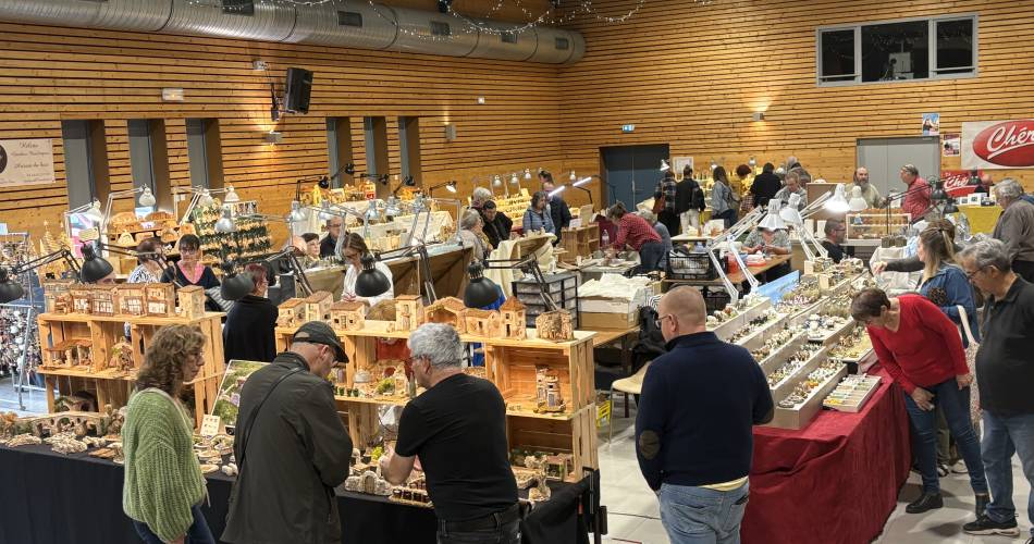 Beurs van de Santonniers in Cadenet@Salon des Santonniers à Cadenet_Cadenet