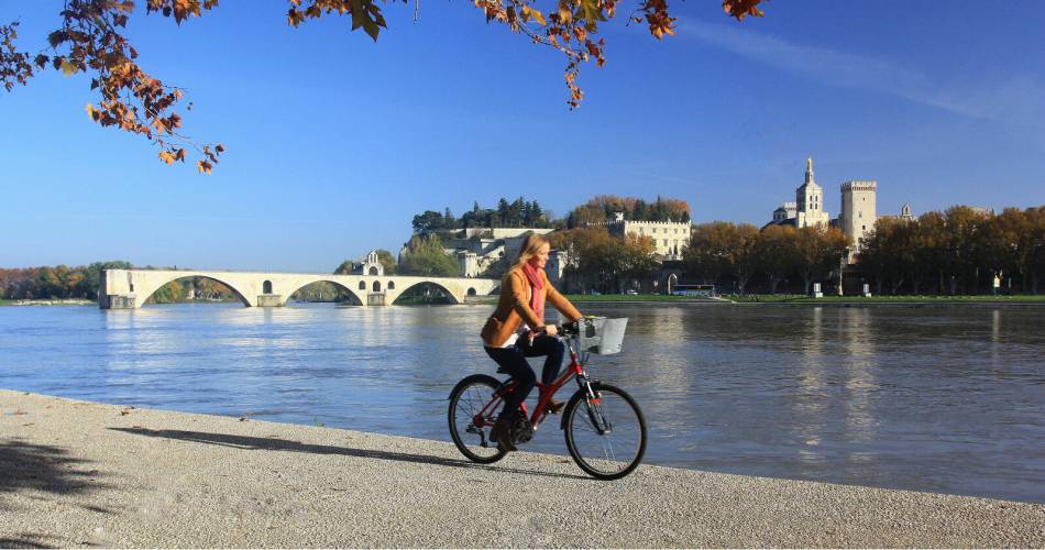 Rejoindre Avignon depuis Pernes-les-Fontaines@Alain Hocquel VPA