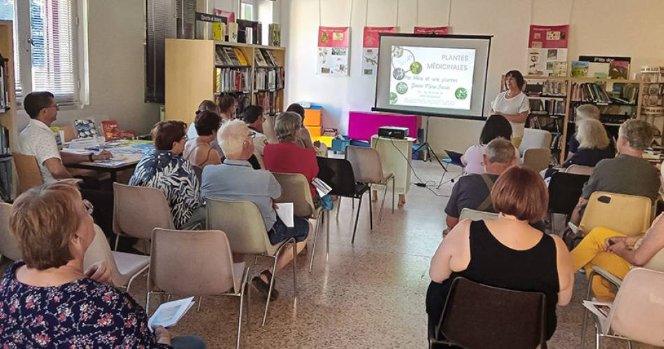 Conférence :  les traditions de Noël au travers des végétaux@Jeanne Marie Pascal