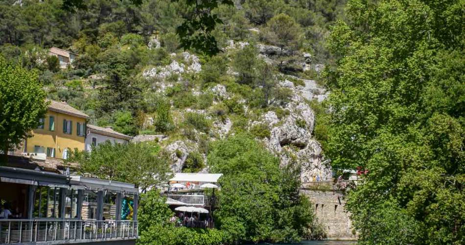 Lagnes par les entrailles de Fontaine de Vaucluse - avec Destination Luberon@Destination Luberon