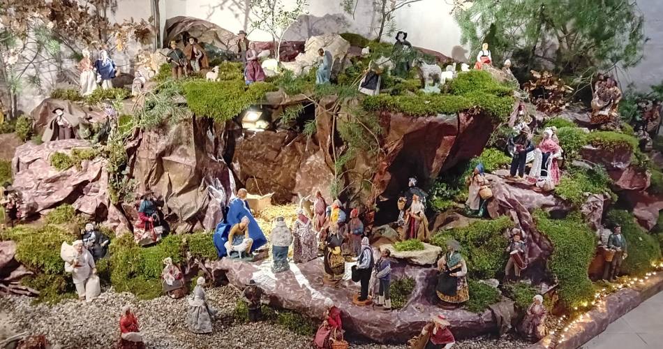 Crèche à l'église Saint Denis@M.Marion