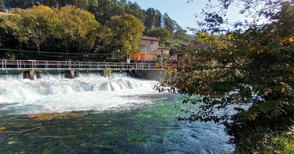 Provence et Tourisme en E Bike@Denis Courtial