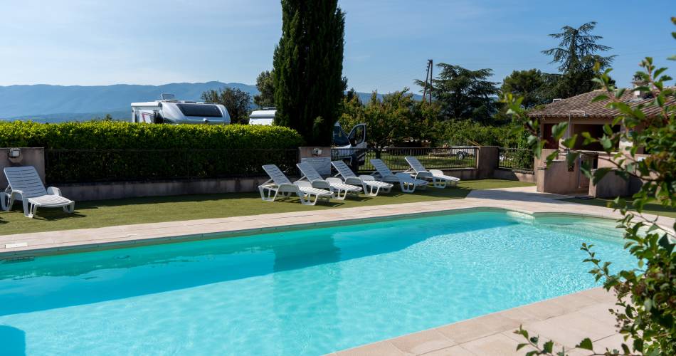 Lubea camping@© Office de tourisme Pays d'Apt Luberon