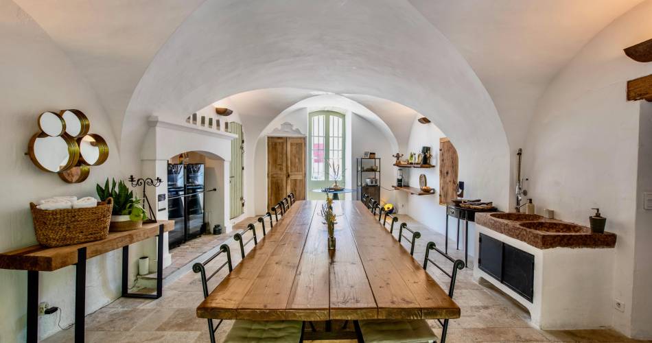 Studio Lacoste - Au Ralenti du Lierre@C Jager