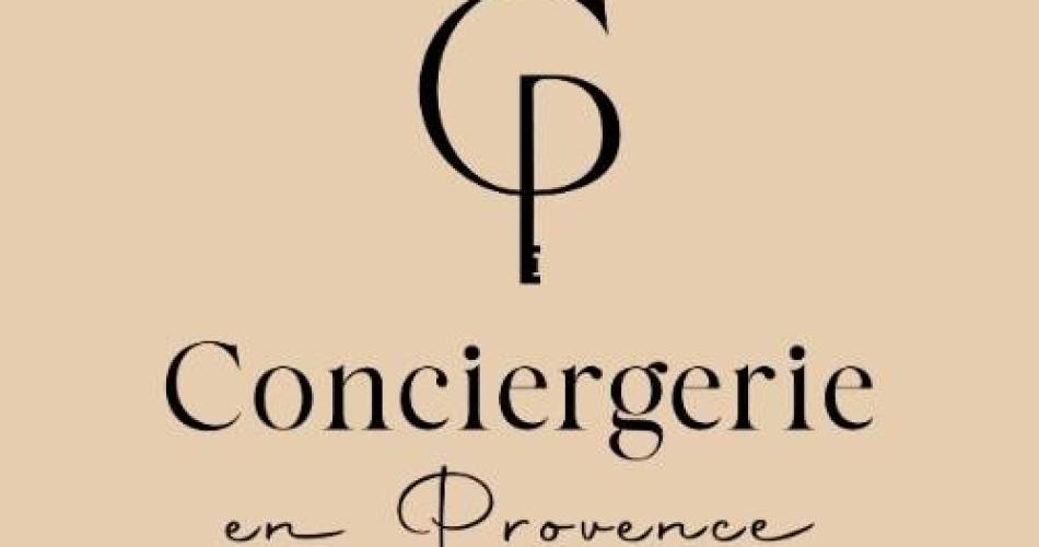 Conciergerie en Provence@Kelly Castiglione