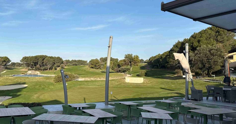 B2 Restaurant@B2 Restaurant_Fontaine-de-Vaucluse