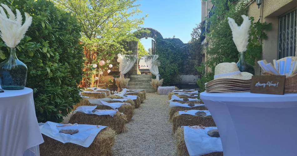 Hôtel Restaurant Le Carina@© Véronique Boero