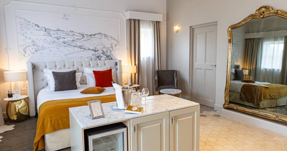 Le Mas des Herbes Blanches@© Marine Nedjam Lemaire x Pars Agère