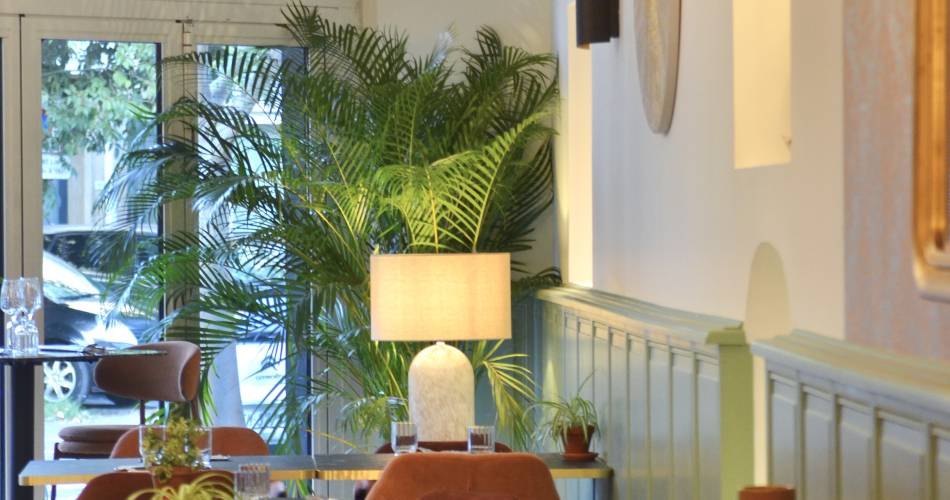 Le Restaurant Otello@Droits libres Hôtel le blason du ventoux