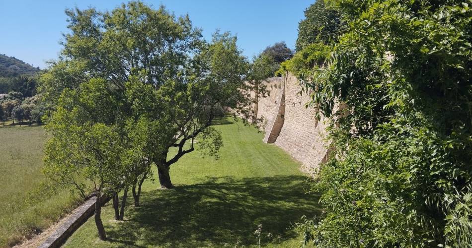 MAUBEC - La draille des frères Nouguier@©Coralie Calès - PNR Luberon