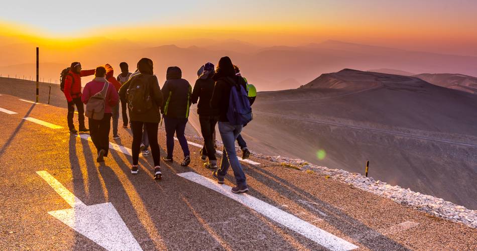 Ascension du Mont Ventoux de nuit pour observer le lever de soleil intégral depuis Sainte Colombe@L. Pamato