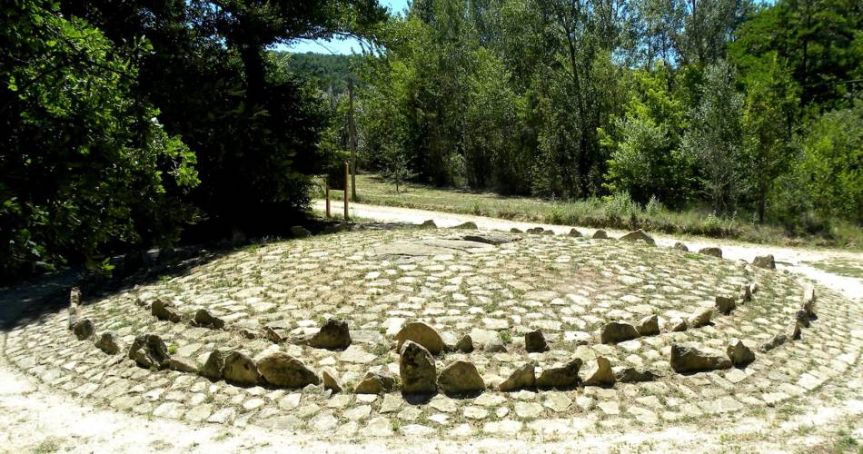 GOULT - Chemin de la Virginière@©Alain Hocquel - VPA