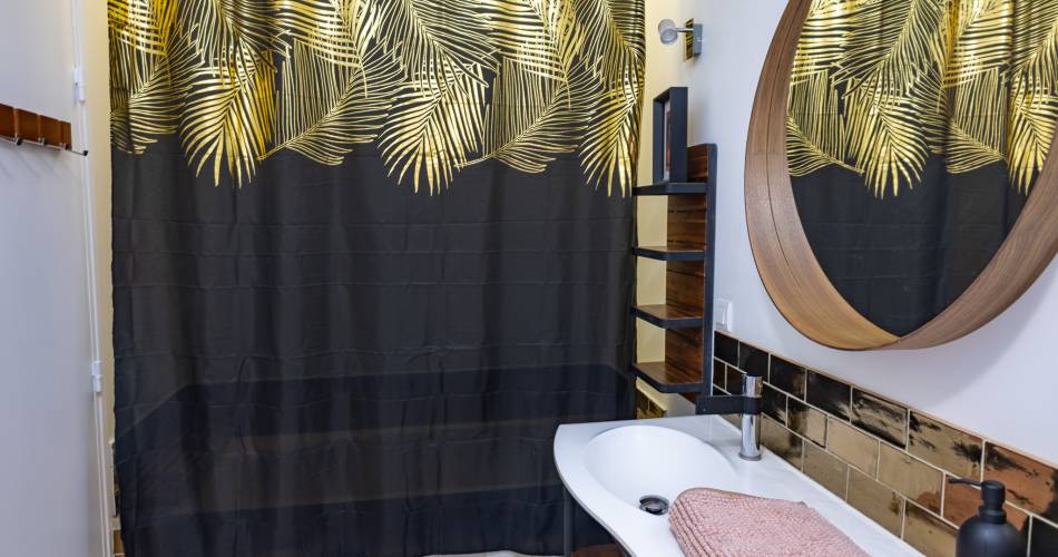 Meublé Le Bonheur des Dames@Clarisse VERMES