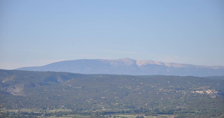 MAUBEC - OPPÈDE-LE-VIEUX - Sur les chemins traversiers@©Daniel Grenouilleau - PNR Luberon