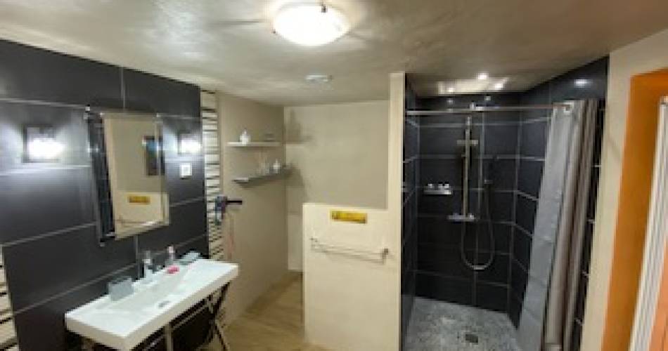 Gite Le vieux moulin@salle d'eau