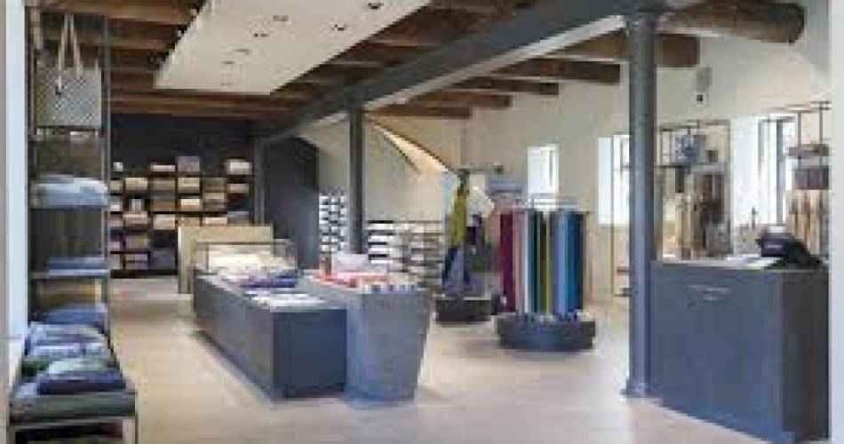 Boutique Brun de Vian-Tiran@Boutique Brun de Vian -Tiran_L'Isle-sur-la-Sorgue